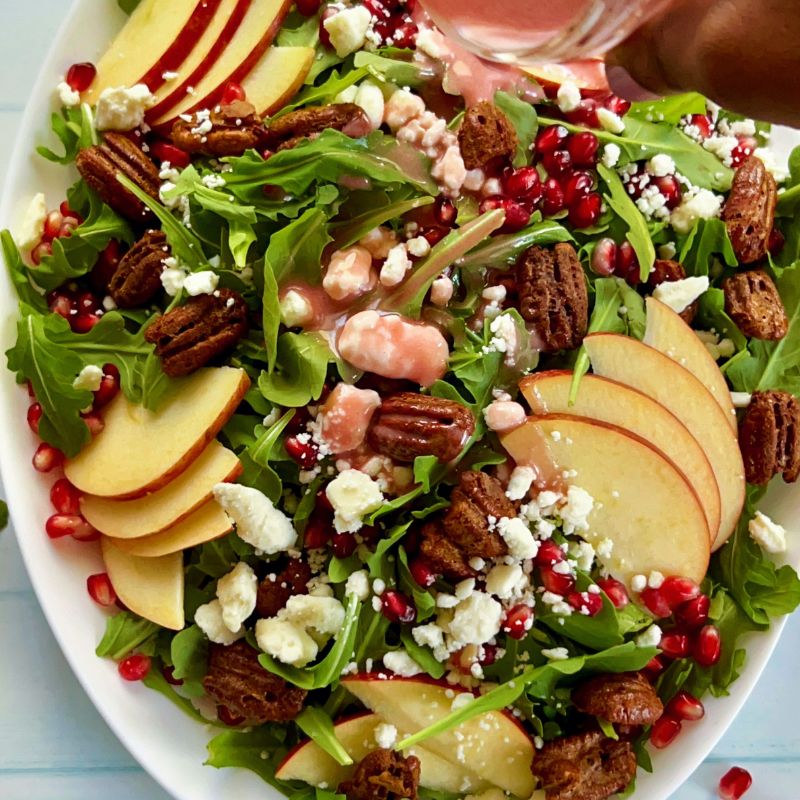 Ensaladas creativas con ingredientes inesperados